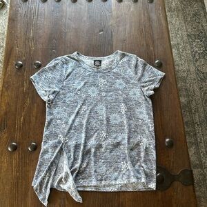 Bobeau Gray and White Short Sleeve Tee